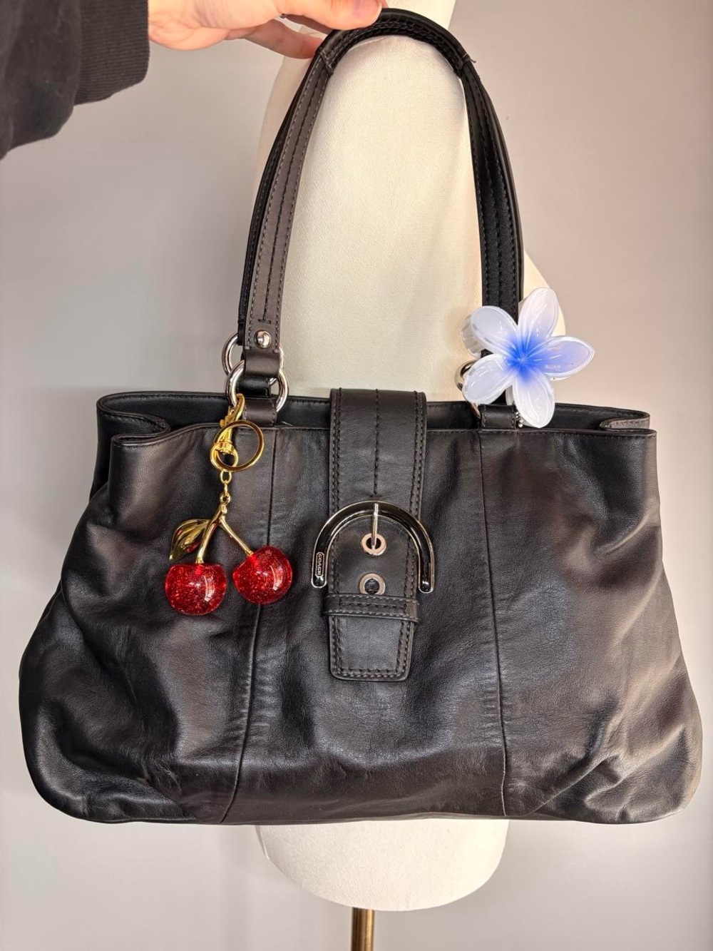 Vintage Y2K Coach SoHo East West Leather Bag